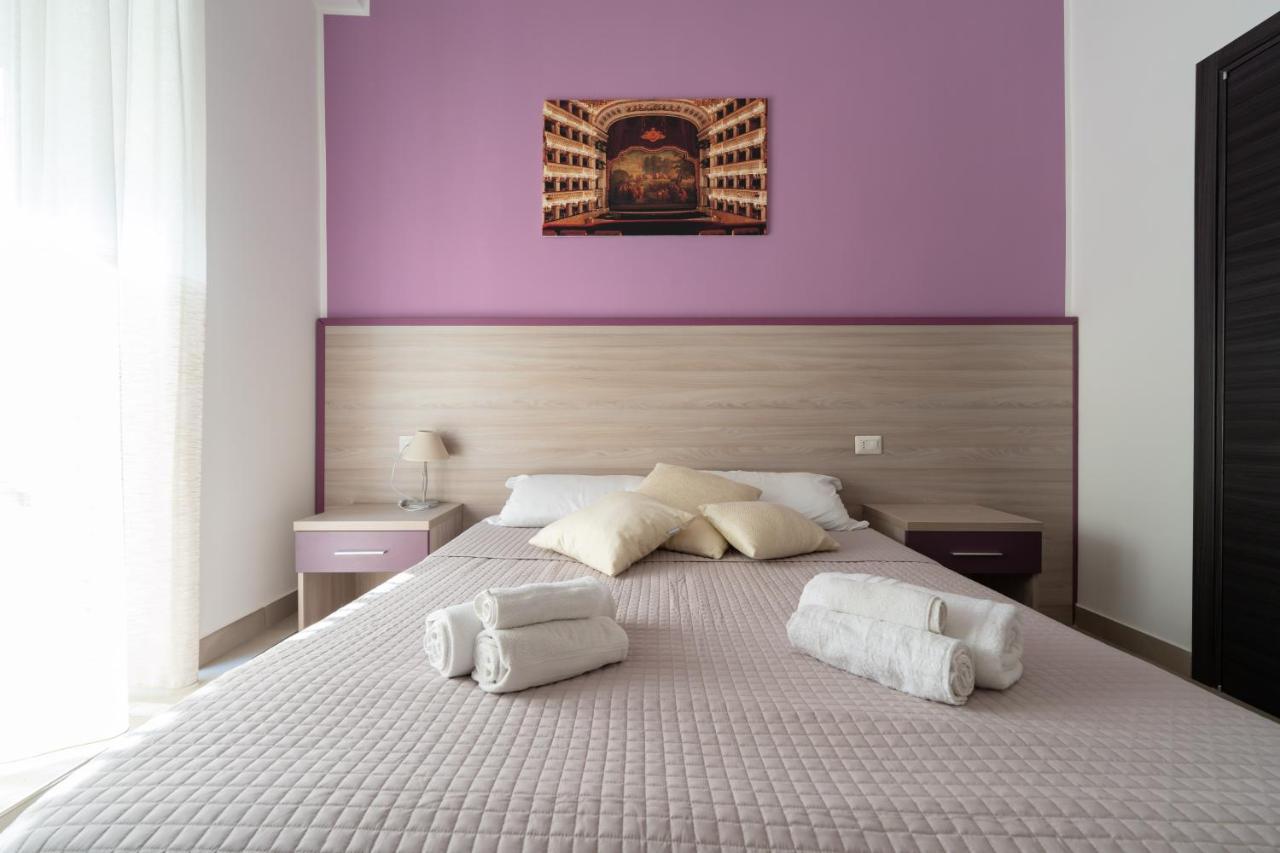 L'Orto Del Conte Bed & Breakfast Наполи Екстериор снимка